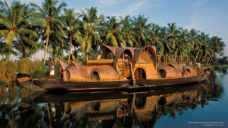 Scenic Kerala with Houseboat Stay